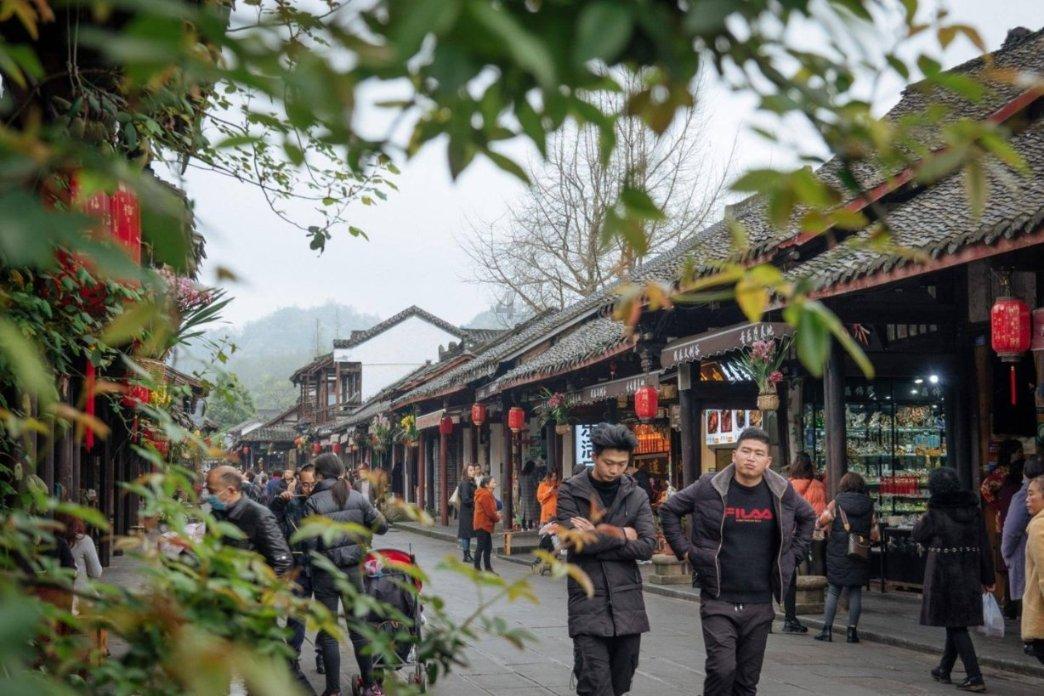 楚庄王是在哪一场战役之中，奠定了霸主之位的？
